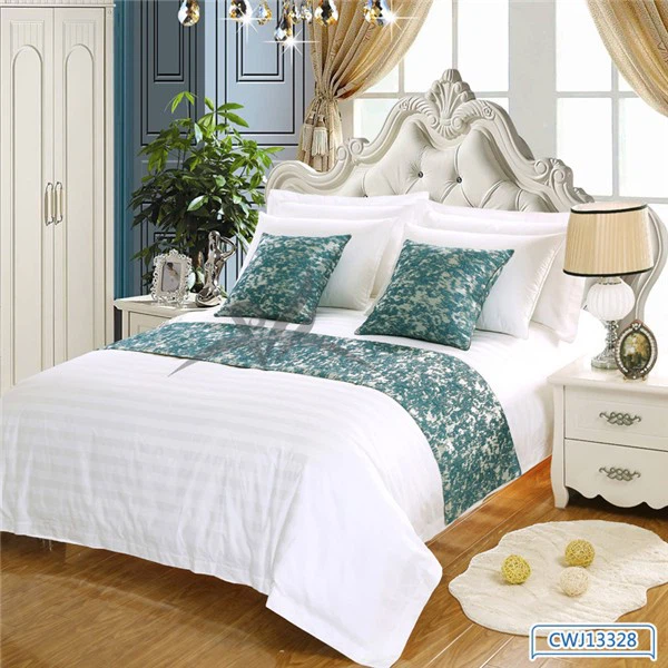 Play the role of publicity